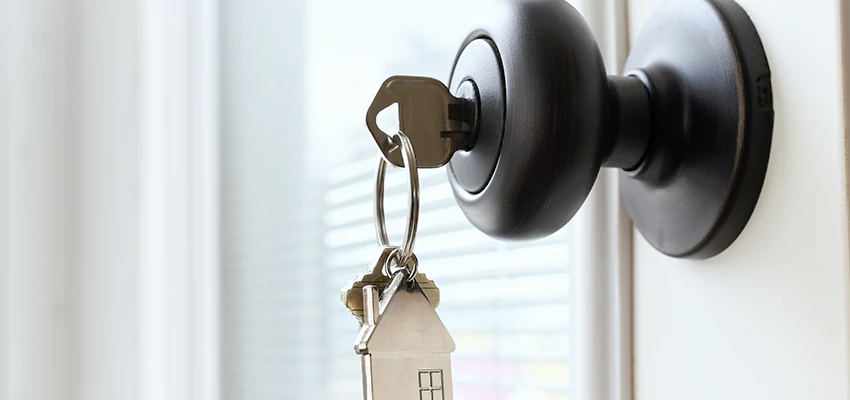 Bifold Door Knob Replacement in Fort Irwin, California